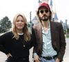 "Je voulais absolument faire découvrir l'île Maurice à Niels !", confie Virginie Efira au magazine Consultants Immobilier. 

Exclusif - Virginie Efira et son compagnon Niels Schneider au lancement du Disney Music Festival à Disneyland Paris le 26 avril 2025. © Coadic Guirec / Bestimage