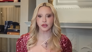 "Je l'ai acheté aux enchères" : Madonna ouvre les portes de sa maison de Londres décorée à son image et présente un vrai trésor