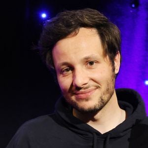 Vianney inaugure sa statue de cire au musée Grévin à Paris le 27 mai 2025.
© Denis Guignebourg / Bestimage