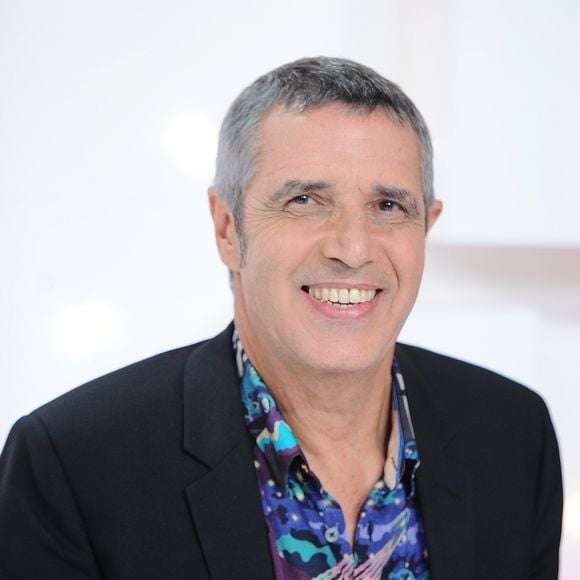 Julien Clerc - Enregistrement de l'émission "Vivement Dimanche" au studio Gabriel à Paris le 29 octobre 2018. © Guillaume Gaffiot/Bestimage