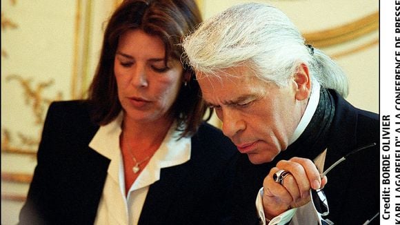 Succession de Karl Lagerfeld : Caroline de Monaco s’ajoute aux 7 autres héritiers et voici ce que le couturier lui a légué