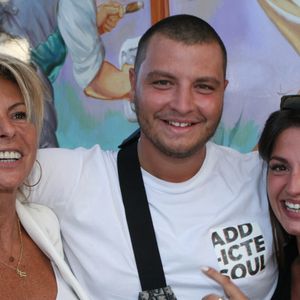 Exclusif - Caroline Margeridon avec ses deux enfants Victoire et Alexandre - Inauguration de la Fête à Neuneu au profit de l'association "Innocence En Danger" au Bois de Boulogne à Paris, France,ce, le 4 septembre 2020. © JLPPA/Bestimage