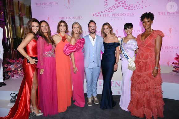 Diane Leyre, Nathalie Marquay (robe Christophe Guillarmé), Melody Vilbert, Jarry, Ophélie Meunier, Eve Gilles (Miss France 2024) , Corinne Coman (robe Christophe Guillarmé) - Photocall du 5ème gala de charité de l'association "Les Bonnes Fées" à l'occasion de la campagne mondiale "Octobre Rose" à l'hôtel Peninsula, Paris le 3 octobre 2024. A l'occasion de la campagne mondiale "Octobre Rose", l'hôtel Peninsula Paris lance son programme caritatif "Peninsula in Pink", dont les bénéfices seront reversés à l'association "Les Bonnes Fées". © Rachid Bellak/Bestimage