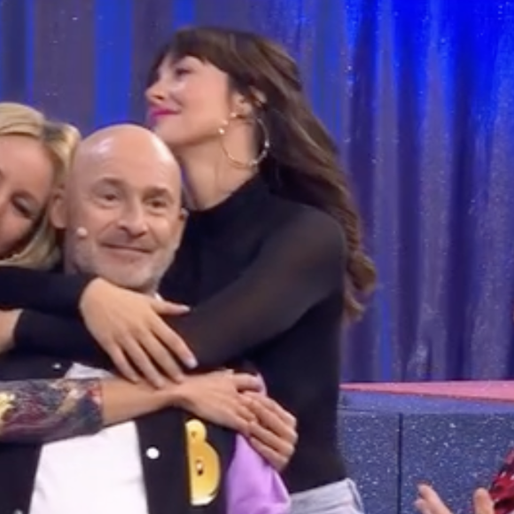 Le succès est tel qu'il a déjà signé pour une deuxième saison, une excellente nouvelle qui devrait faire plaisir au programme des années 2000. 

Capture d'écran du Bigdil du vendredi 24 janvier 2025 sur RMC Story avec Vincent Lagaf' à l'animation.