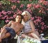Installée près de Saint-Rémy-de-Provence depuis les années 1980, elle a façonné cette demeure à son image, avec des murs colorés, des meubles anciens, une piscine et un jardin rempli d’oliviers.

Archives — Amanda Lear dans la piscine de sa villa de Saint-Rémy-de-Provence avec son mari Alain-Philippe Malagnac.