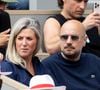 Kyan Khojandi et sa femme Christine Giua dans les tribunes lors des Internationaux de France de Tennis de Roland Garros 2025 à Paris, le 29 mai 2025. © Moreau / Jacovides / Bestimage