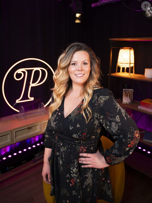 Alice de "Mariés au premier regard" en interview pour "Purepeople", dans "En privé avec", février 2025 © Pierre Perusseau/Bestimage