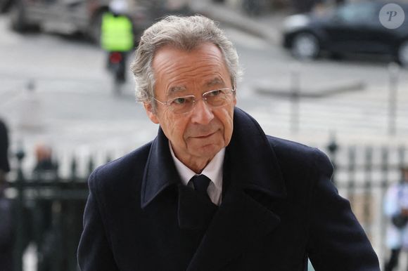 Michel Denisot - Arrivées à la cérémonie religieuse en hommage à Rolland Courbis dans l'église de la Madeleine à Paris, France, le 14 janvier 2026. © Jacovides-Moreau/Bestimage