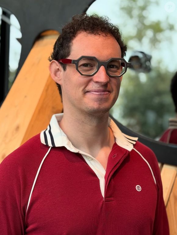 Monsieur Prof a fait une apparition très remarquée au sein de la Star Academy.  © Instagram
