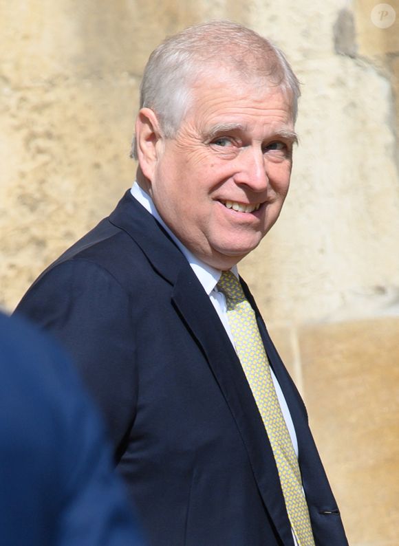Le prince Andrew assiste à la messe de Pâques de la famille royale dans la chapelle Saint George de Windsor dans le Berkshire, le 20 avril 2025 
GOFF INF / BESTIMAGE