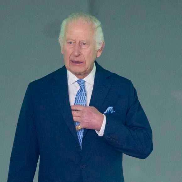 Le roi Charles III d'Angleterre, inaugure le premier Coronation Food Hub à Londres, le 14 novembre 2024, à l'occasion du 76ème anniversaire du souverain. 
© Goff / Bestimage