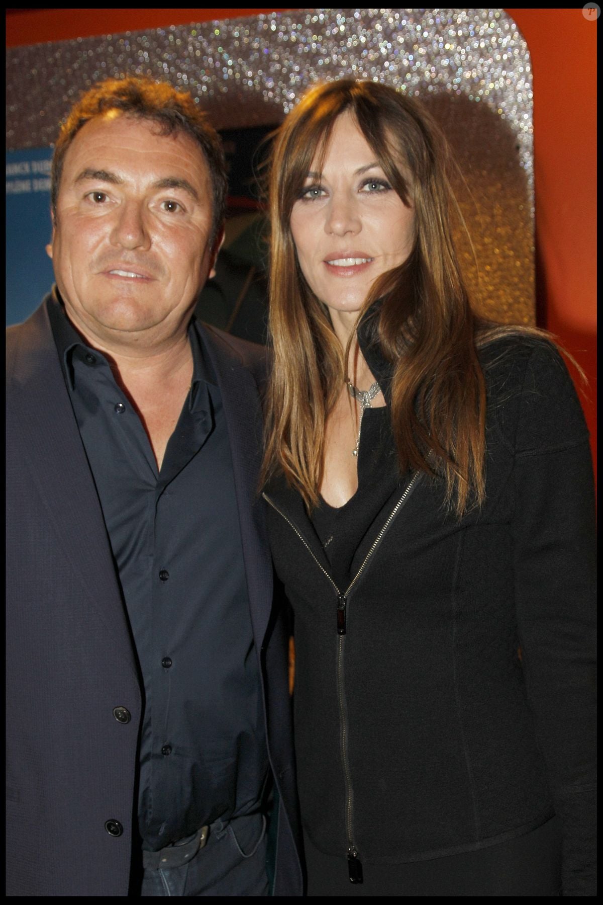 "On est devenus frère et sœur" : Fabien Onteniente et son ex-compagne Mathilde Seigner évoquent leur relation très "singulière"