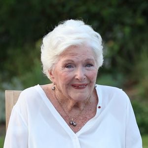 Line Renaud lors de l'inauguration du jardin des ambassadeurs Line Renaud à Paris le 2 octobre 2023.

© Coadic Guirec / Bestimage