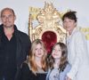 Bernard Campan avec sa femme Anne et ses filles Loan et Nina - Avant première du film "Les Minions" au Grand Rex à Paris le 23 juin 2015.
© Borde-Veeren / Bestimage