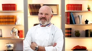 "Il relève les plats avec subtilité" : Dans sa cuisine, Philippe Etchebest a toujours cet ingrédient bon marché sous la main !