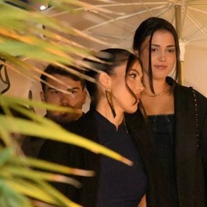 Un duo est sous le feu des projecteurs, à l'occasion de ce Festival de Cannes 2025. 

Antoine Dupont et l ex Miss France Iris Mittenaere au photocall du Grand Dîner en toute intimité avec Dadju sur la plage de l'hôtel Carlton en marge du 78ème Festival International du Film de Cannes, France © Lionel Urman/Bestimage