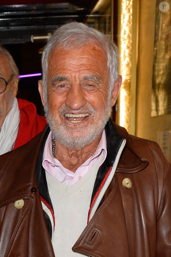 Jean-Paul Belmondo au théâtre de la Gaîté-Montparnasse à Paris le 8 novembre 2016. 

© Coadic Guirec/Bestimage
