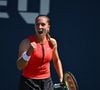 En effet, elle a choisir de s'installer à Dubaï, à plus de 6 000 kilomètres de sa famille.

Diane Parry (FRA) lors de son troisième match à l'US Open 2025 au Billie Jean National Tennis Center à New York City, NY, USA, le 30 août 2025. 

Photo par Corinne Dubreuil/ABACAPRESS.COM