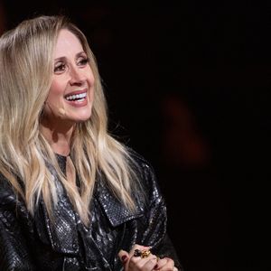 Exclusif - Lara Fabian lors de l'enregistrement de l'émission "La chanson secrète N°14", présentée par Nikos Aliagas et diffusée le 26 décembre sur TF1, à Paris le 9 décembre 2025. © Jacovides-Moreau/Bestimage