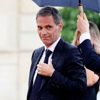 A quelques jours de la rentrée, le groupe RMC BFM du milliardaire Rodolphe Saadé s’offre de nouvelles recrues en or