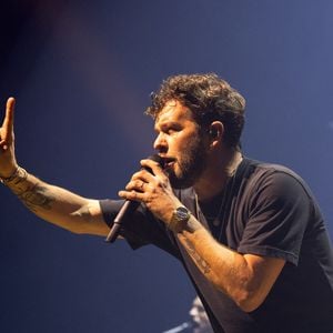 Claudio Capéo en concert au Zenith de Paris en 2024.

© Jérémy Melloul / Bestimage