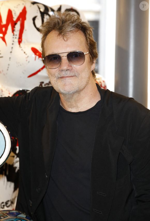 Exclusif - Axel Bauer - Vernissage des Ours Jayet à la Galerie Makolett à Paris le 26 juin 2025. © Marc Ausset-Lacroix/Bestimage