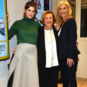 Exclusif - Doina Trandabur avec sa fille Michèle Laroque et sa petite fille Oriane Deschamps (la fille de M. Laroque) - Présentation du film de M. Laroque "Brillantissime" en avant-première à Nice aux Pathé Cinémas, le 10 novembre 2017. © Bruno Bebert/Bestimage