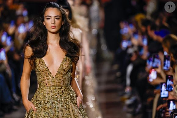 Deva Cassel - Défilé Elie Saab, Collection Haute Couture Printemps/Eté 2026 lors de la Fashion Week de Paris (PFW) au Musée Rodin, à Paris, France, le 28 janvier 2026. © Bestimage