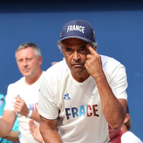 A en croire les révélations de Puremédias, M6 va prochainement diffuser un documentaire axé sur la question baptisé "Santé mentale, briser le tabou". Via ce reportage "événementiel d'utilité publique", des anonymes et personnalités publiques se mettront à nu comme Yannick Noah !

Yannick Noah, coach de l'équipe de France paralympique de tennis fauteuil lors de la rencontre de tennis fauteuil entre S.Houdet et M.delaPuente en quart de finale des jeux paralympiques Paris 2024 le 4 septembre 2024. © Dominique Jacovides / Bestimage