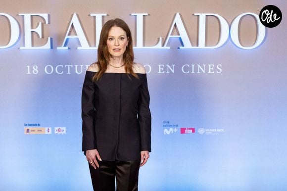 Julianne Moore lors du photocall de la première de La Habitación de al Lado, à l’hôtel Four Seasons. © Alterphotos / Panoramic / Bestimage