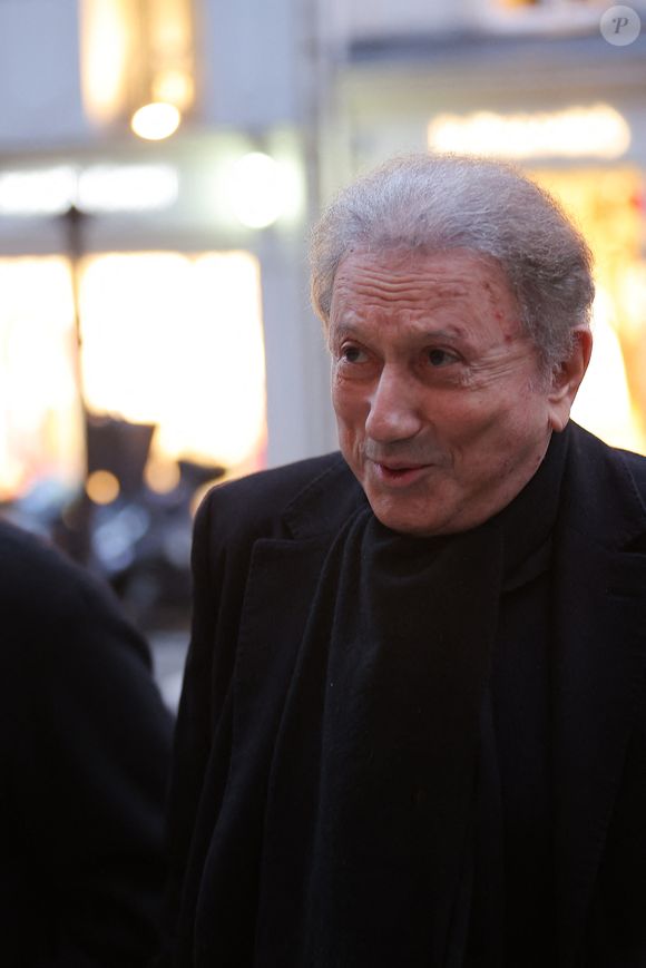 L'animateur de télévision français Michel Drucker lors d'une messe commémorative pour l'actrice française Brigitte Bardot à l'église Saint-Roch à Paris, le 28 janvier 2026. Photo par Nasser Berzane/ABACAPRESS.COM