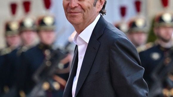 Dans le très prisé XVIe arrondissement de Paris, Xavier Niel s’offre le “Palais Rose” et un voisinage prestigieux avec Lenny Kravitz