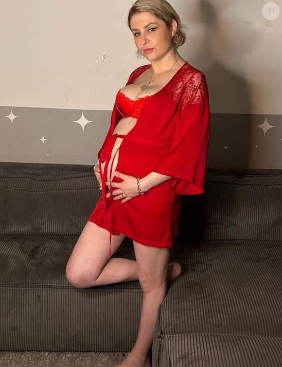 Amandine Pellissard, révélé dans "Familles nombreuses", est maman de neuf enfants avec son époux Alexandre.