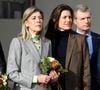 Charlotte Casiraghi a illuminé l'objectif des photographes grâce à un ensemble blazer pantalon.

Le prince Albert II de Monaco, la princesse Caroline de Hanovre, Charlotte Casiraghi et Mélanie-Antoinette de Massy inaugurent la médiathèque Caroline à Monaco, le 10 décembre 2025.
© Bruno Bebert / Bestimage