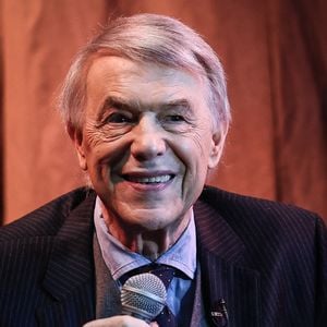 Le chanteur Salvatore Adamo photographié lors de la visite de l'exposition " Adamo. Racines et résonances", le jeudi 20 novembre 2025, à Jemappes, Mons. Photo par ABACAPRESS.COM