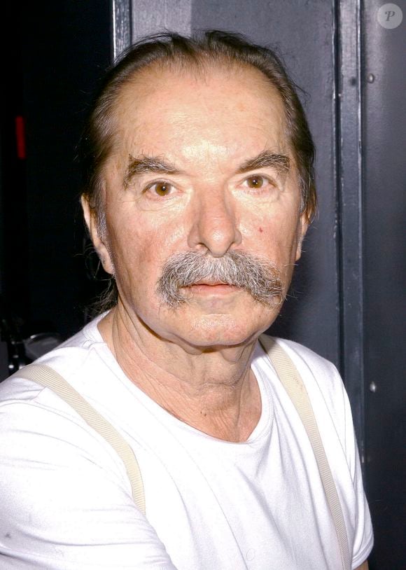 Pendant une vingtaine d&#039;années, avant sa mort, Pierre Vassiliu a habité à Puylausic, l&#039;une des plus petites communes de France composée de seulement 170 habitants et nichée dans les collines du Savès Gersois.

Pierre Vassiliu 2008