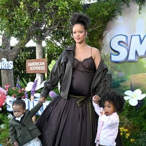 Le 13 juillet 2025, Rihanna et ses fils Riot Rose Mayers et RZA Athelston Mayers ont assisté à la première à Los Angeles du film “Les Schtroumpfs” produit par Paramount Pictures, aux studios Paramount à Los Angeles, Californie (réf. : 250713A1). GOFF INF / BESTIMAGE