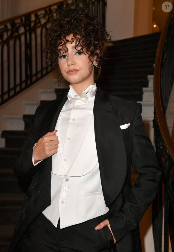 Léna Mahfouf, dite Léna Situation - Remise des GQ Awards "Les Femmes et les Hommes de l'année 2022" à l'hôtel Kimpton St Honoré Paris à Paris le 29 novembre 2022. © Veeren/Bestimage