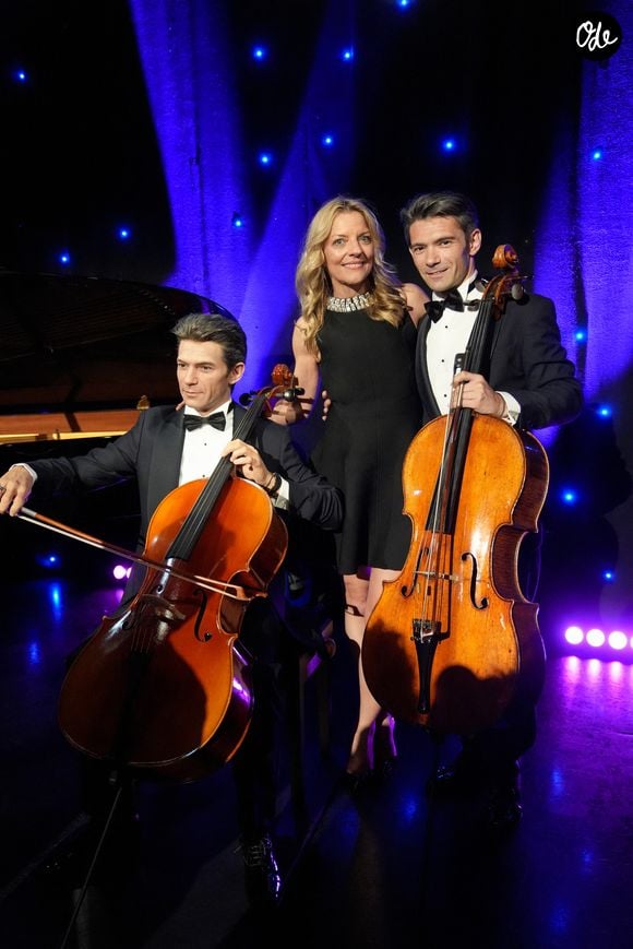 Julia Neugebauer a ensuite adressé une déclaration d'amour au célèbre violoncelliste.

Gautier Capuçon et sa statue de cire, sa compagne Julia Neugebauer - Inauguration de la statue de cire du violoncelliste "Gautier Capuçon" au musée Grévin à Paris le 28 mai 2026. © Anne-Sophie Guebey/Bestimage