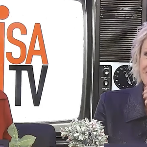 "J'étais plutôt bien traitée, mais j'avais l'impression qu'on ne me confiait rien d'autre, comme un meuble qu'on ne regarde plus", confie l'animatrice

Sophie Davant et Isabelle Morini-Bosc, dans l'émission "Isa TV"diffusé sur Twich le 4 juin 2026