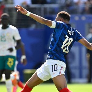 Le Français Kylian Mbappé contrôle le ballon lors d'un match de phase de poules de la Coupe du monde masculine de football 2026 opposant le Brésil au Maroc au New York New Jersey Stadium, à East Rutherford, le 16 juin 2026. © PsnewZ/Bestimage