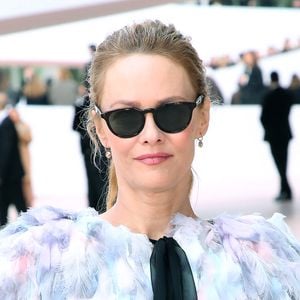 Vanessa Paradis - Célébrités au défilé de mode Chanel, collection Haute Couture Printemps / Été 2025, dans le cadre de la Fashion Week de Paris, en France, le 27 janvier 2025. 

© Bertrand Rindoff / Bestimage