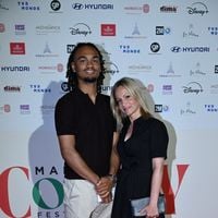 Après le mariage de Gaston Ardisson, Audrey Crespo-Mara s'envole pour la 7e meilleure ville à visiter au monde avec son fils Sékou