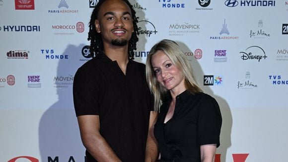 Après le mariage de Gaston Ardisson, Audrey Crespo-Mara s'envole pour la 7e meilleure ville à visiter au monde avec son fils Sékou