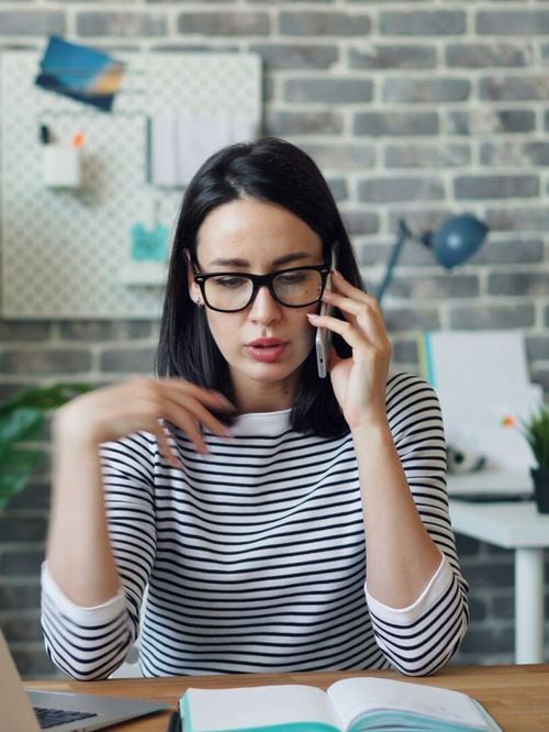 Être beau aide-t-il à réussir ? Ce que les études montrent sur le "beauty privilege" en entreprise