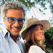 Julien Cohen (Affaire conclue) présente Mélanie, sa compagne de 20 ans de moins que lui et elle a un sacré point commun avec ses ex !