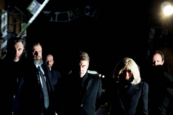 Le président Emmanuel Macron et sa femme Brigitte Macron ont visité le pavillon français. Commémorations du 80ème anniversaire de la libération du camp de concentration et d'extermination nazi d'Auschwitz-Birkenau par l'Armée rouge à Oswiecim en Pologne le 27 janvier 2025.
© Dominique Jacovides / Bestimage