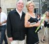 Philippe est décédé en 2017.

Evelyne Dhéliat et Philippe en 2007 à Avignon.