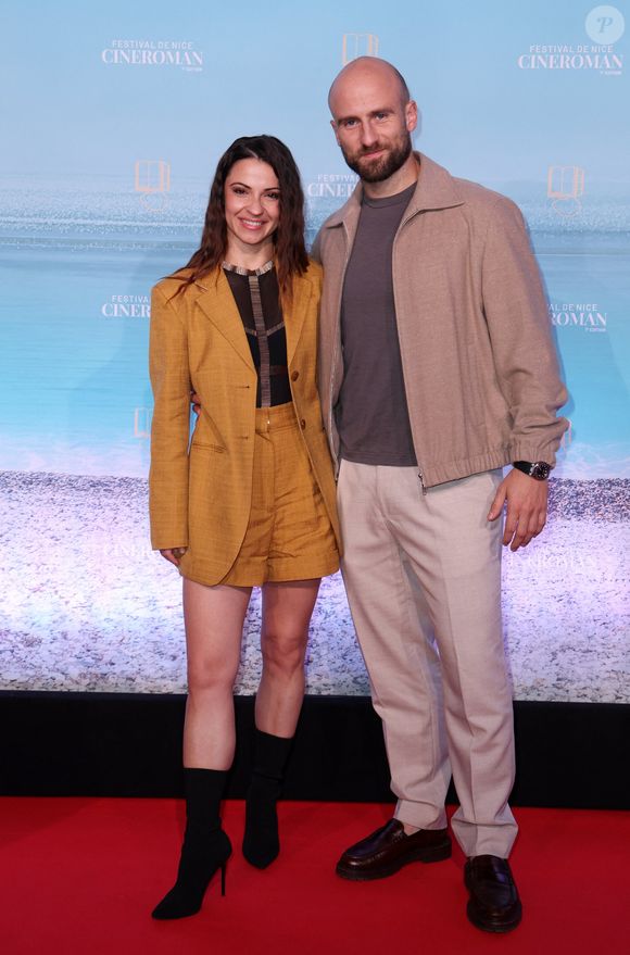 Denitsa Ikonomova et son compagnon François Alu - Tapis rouge lors de la 7ème édition du festival Cinéroman à Nice le 2 Octobre 2025. © Bebert-Jacovides/Bestimage