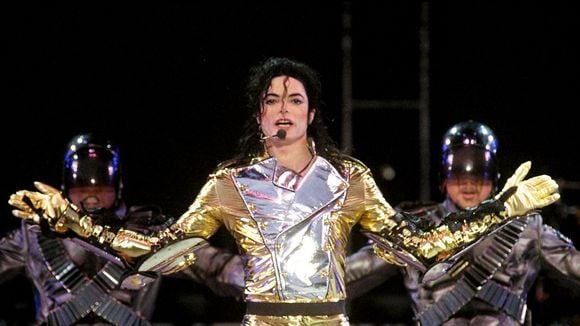 Michael Jackson : Alors que sa fille Paris a quitté son fiancé, un autre de ses enfants se prépare au mariage après 8 ans d’amour